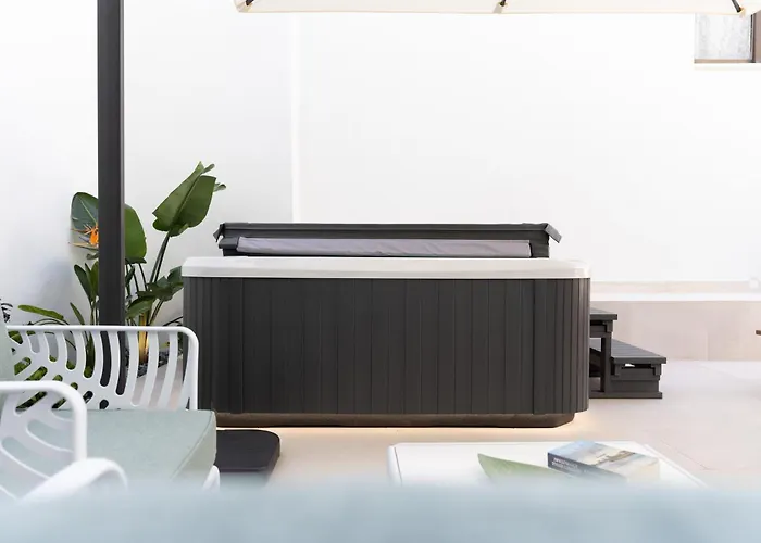 아파트 Nimar Luxury With Jacuzzi