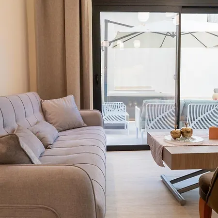 Nimar Luxury With Jacuzzi *