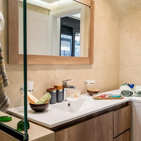 Nimar Luxury With Jacuzzi