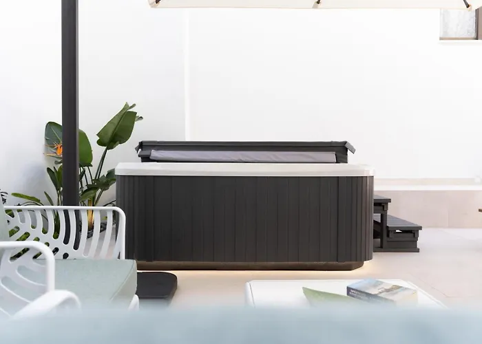 Nimar Luxury With Jacuzzi Rhodes City